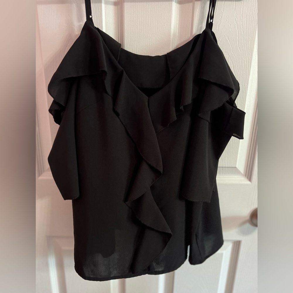 SHEIN black blouse with open shoulder size XL